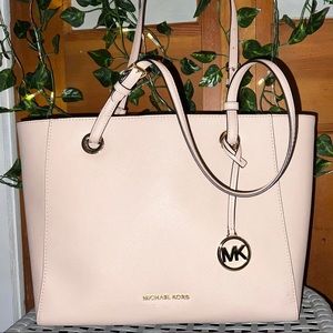 Michael Kors Medium Walsh Pink Ballet Leather Tote